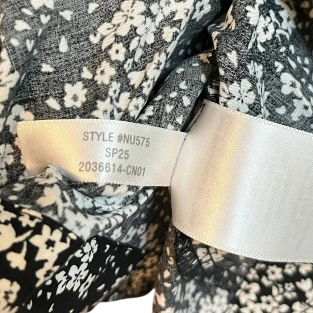Madewell Smocked Crewneck Mini Dress in Floral Black White Size 14 NWT NU575 - Picture 10 of 10